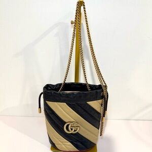 Gucci GG Marmont Mini Bucket Bag In Black/Tan/Red Leather W Gold Chain Crossbody